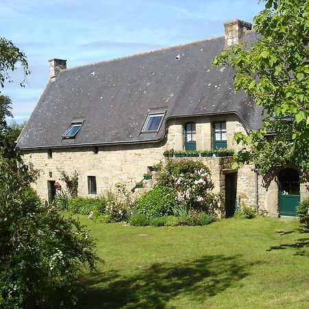 Bed and Breakfast Les Chaumieres De Kerimel Ploemel Exteriér fotografie