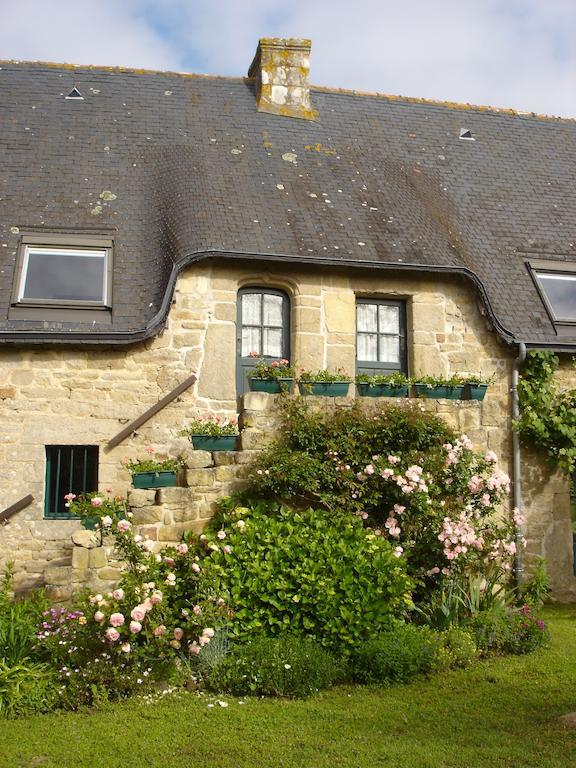 Bed and Breakfast Les Chaumieres De Kerimel Ploemel Exteriér fotografie