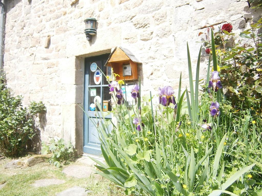 Bed and Breakfast Les Chaumieres De Kerimel Ploemel Exteriér fotografie