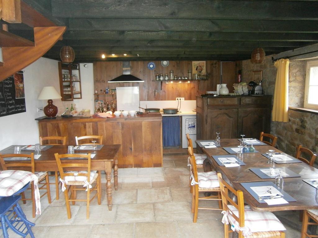 Bed and Breakfast Les Chaumieres De Kerimel Ploemel Exteriér fotografie