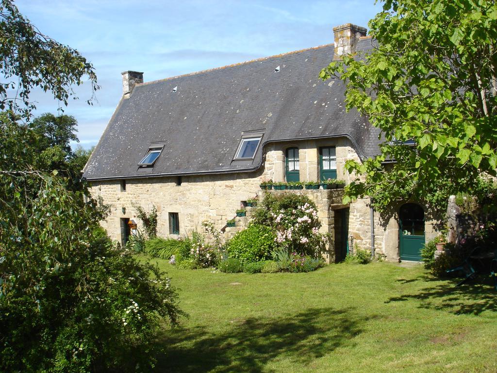 Bed and Breakfast Les Chaumieres De Kerimel Ploemel Exteriér fotografie